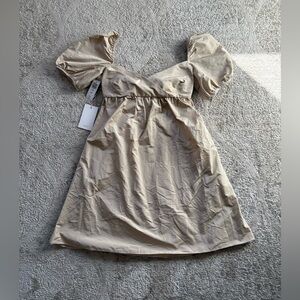 BNWT Aritzia Opera dress size XS